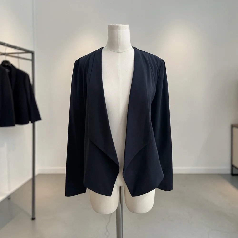 BANANA REPUBLIC - Soft blazer true navy Sz 6
